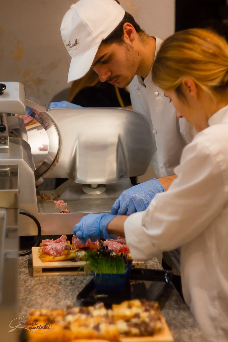 inaugurazione pizzeria grani antichi a mogliano veneto