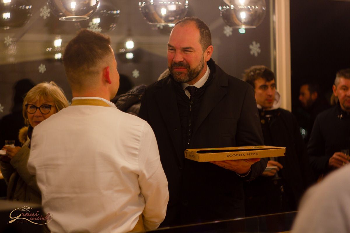 inaugurazione pizzeria grani antichi a mogliano veneto